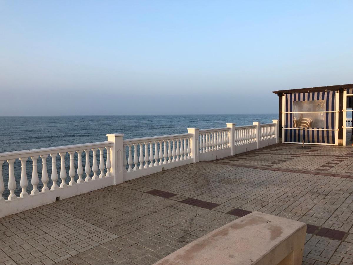 Ferienwohnung Ribera Playa Alhamar Sitio de Calahonda Exterior foto